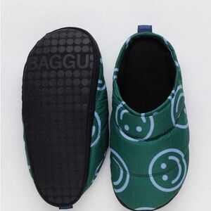 Baggu Green Smiley Slippers